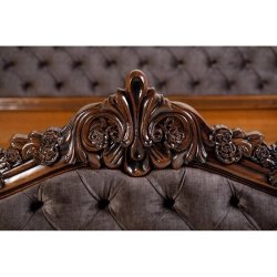 Luxury Classic Carved Wood Tufted King Bed with Nightstands