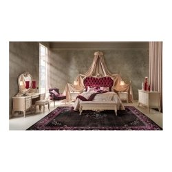 Classic Carved Luxury Upholstered Bed Frame with Ornate Headboard