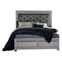 Luxury Tufted Upholstered Platform Bed with Storage Footboard