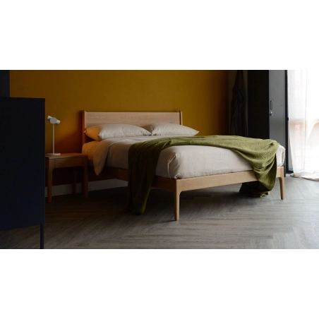 Solid Wood Minimalist Bed Frame for Modern Bedroom