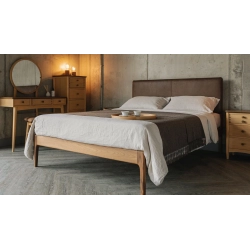 Minimalist Solid Wood Bed Frame with Dressing Table and Nightstand