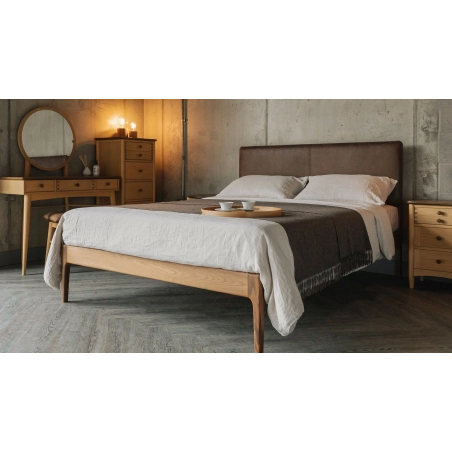 Minimalist Solid Wood Bed Frame with Dressing Table and Nightstand