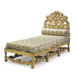 Luxury Classic Carved Gilded Wood Daybed