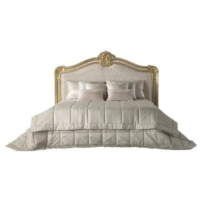 Exquisite Classic Luxury Bed with Hand-Carved Gold Headboard Exquisite Classic Luxury Bed with Hand-Carved Gold Headboard