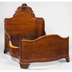 Classic Solid Wood Carved Headboard Bed Frame Elegant Bedroom Furniture