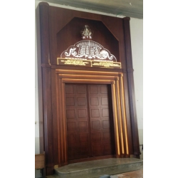 Custom Design Aron Kodesh and Torah Ark