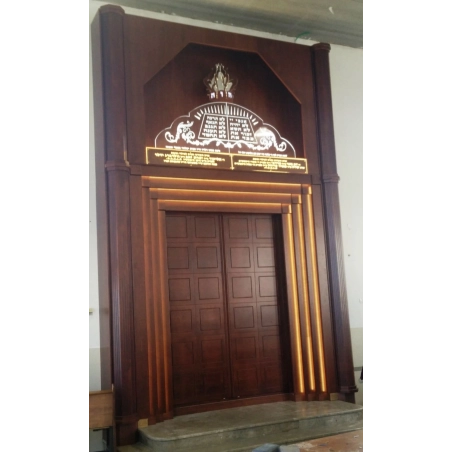 Custom Design Aron Kodesh and Torah Ark