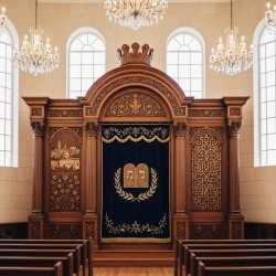 Torah Ark Exporter