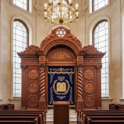 Hakodesh Aron Torah Ark Furniture