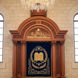Exquisite Handcrafted Aron Kodesh Holy Ark Synagogue Furniture - Premium Carved Wood & Velvet - Manufacturer Quality Production