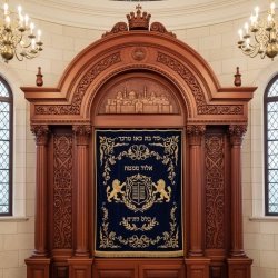 Masterfully Handcrafted Solid Wood Aron Kodesh Synagogue Ark - Premium Quality Manufacturer & Supplier of Sacred Furniture