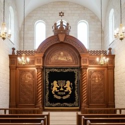 Exquisite Mulyoharjo Mahogany Wood Aron Kodesh Torah Ark Handcrafted Masterpiece