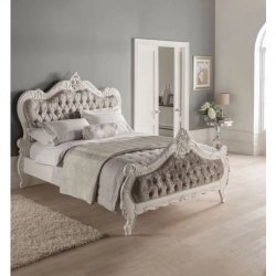 Classic carved bed Mulyoharjo Furniture Hospitality