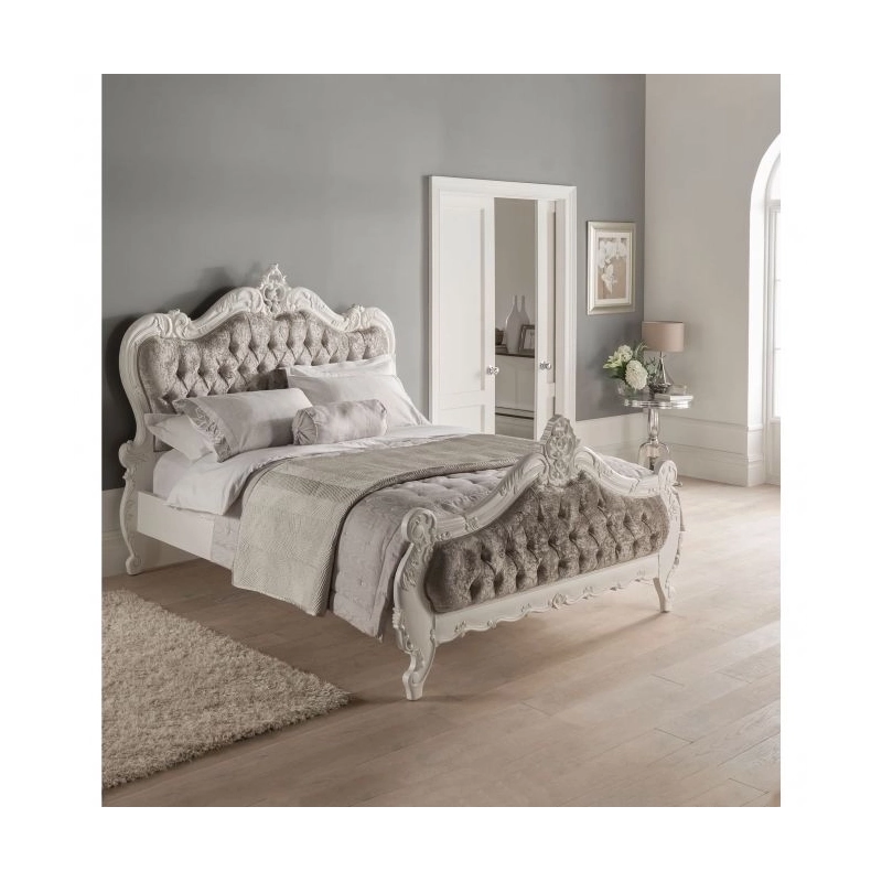 Classic carved bed Mulyoharjo Furniture Hospitality Classic carved bed Mulyoharjo Furniture Hospitality