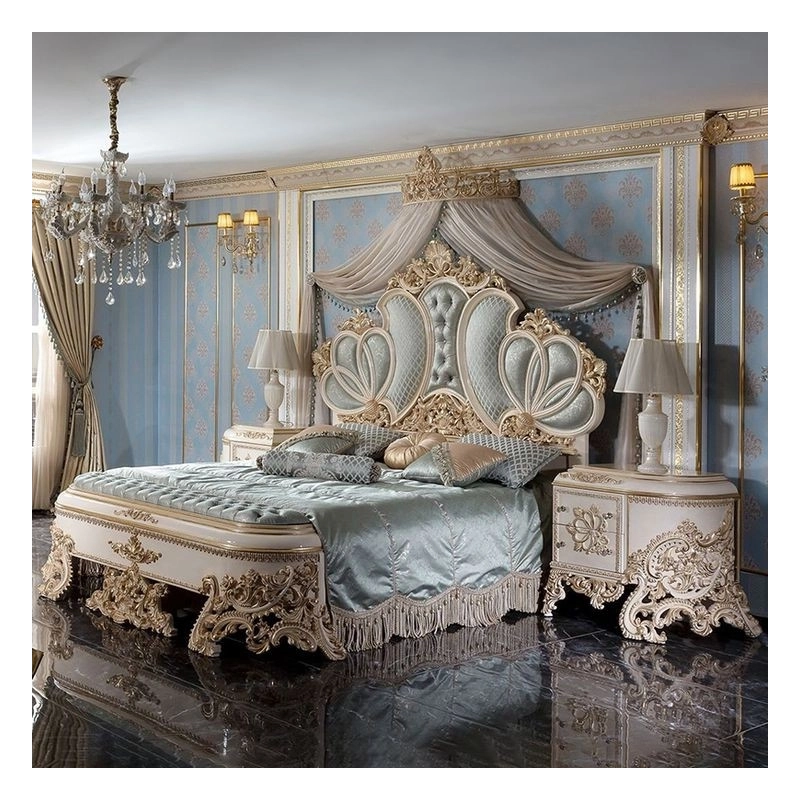 Elegant painted bed with classic carvings Mulyoharjo Furniture White-Label Elegant painted bed with classic carvings Mulyoharjo Furniture White-Label