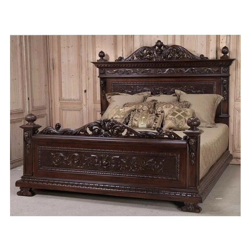 Intricate painted bed Mulyoharjo Furniture Export