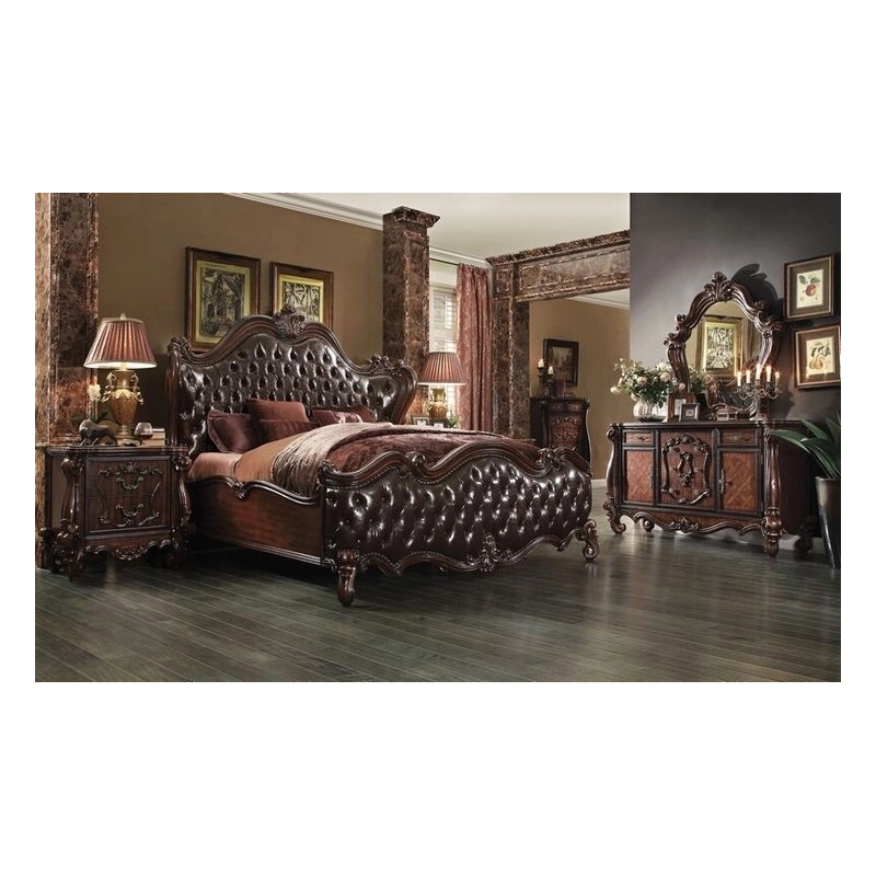 Painted classic wood bed Mulyoharjo Furniture Villa