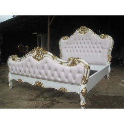 Exclusive luxury carved bed for classic bedrooms Mulyoharjo Furniture Wholesaler