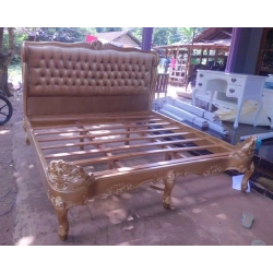 Elegant painted bed in carved furniture style Mulyoharjo Furniture Wholesale