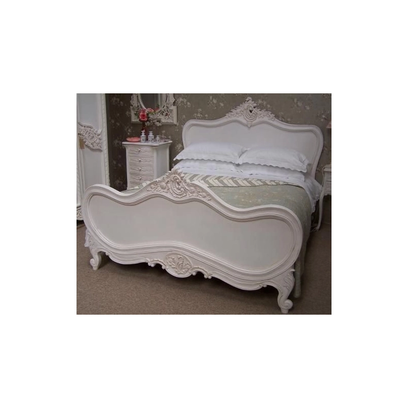 Unique carved bed frame with painted details Mulyoharjo Furniture Vila Unique carved bed frame with painted details Mulyoharjo Furniture Vila