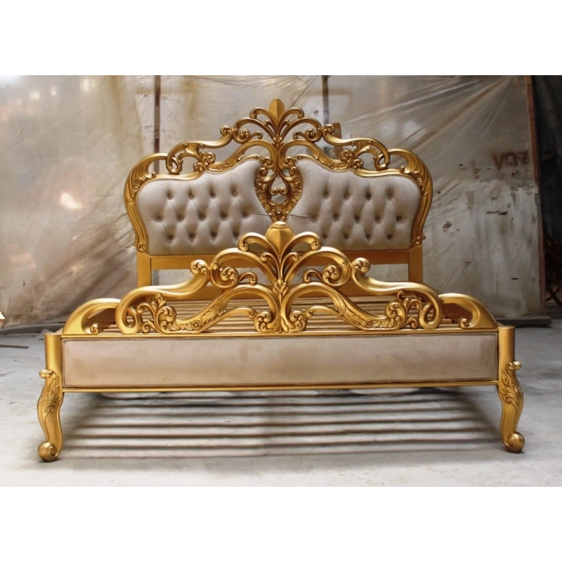 Classic painted carved bed Mulyoharjo Furniture Supplier