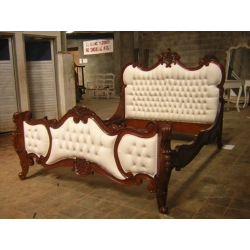 Luxury painted carved bed Mulyoharjo Furniture White-Label