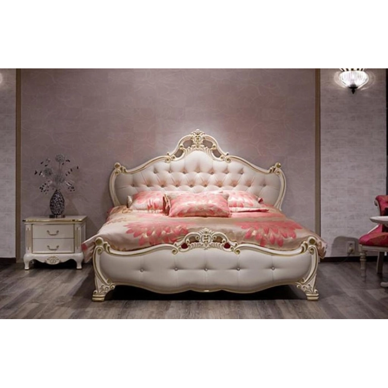 Handcrafted royal classic bed with ornate carvings Mulyoharjo Furniture Project Supplier