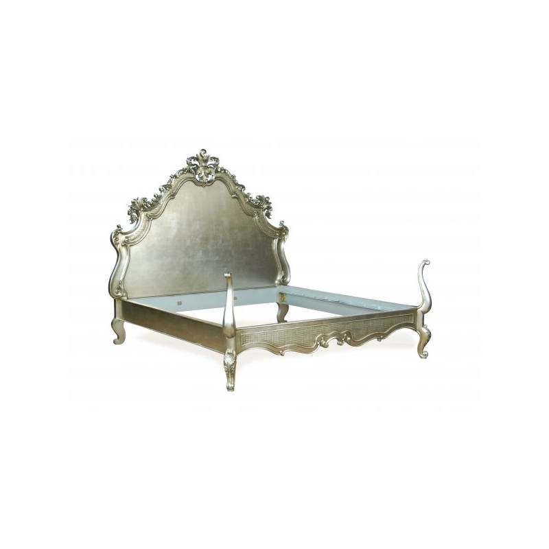 Intricately carved royal wooden bed in classic style Mulyoharjo Furniture White-Label