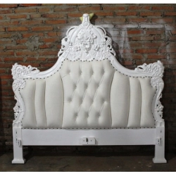 Classic hand-carved royal bed Mulyoharjo Furniture Hospitality