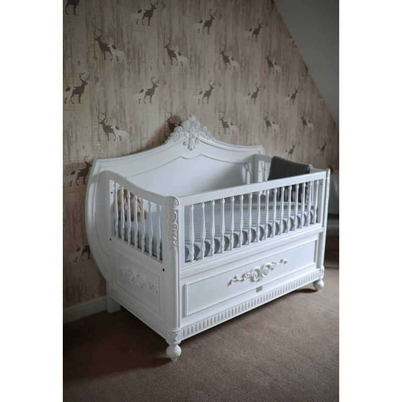 French Classic Luxury Baby Crib Mulyoharjo Furniture Exporter French Classic Luxury Baby Crib Mulyoharjo Furniture Exporter