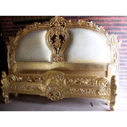 Super King - Luxury classic beds from Jepara Mulyoharjo Furniture Manufacturer