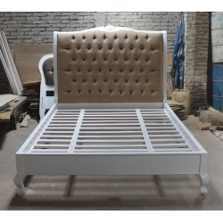 Super King - Luxury classic bed Mulyoharjo Furniture Export