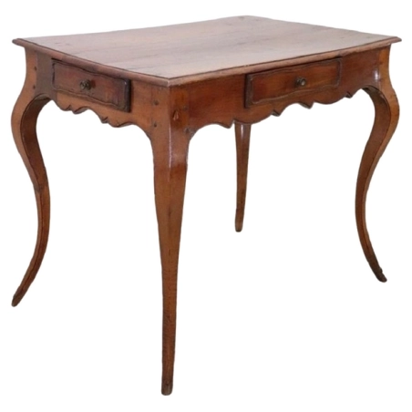 Mulyoharjo Antique Coffee Table in Cherry Wood, 18th Century Furniture Supplier Indonesia