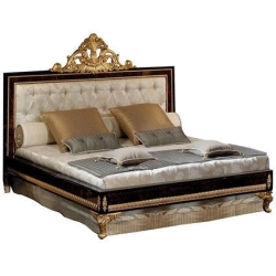 Elegant classic bed Furniture Jepara