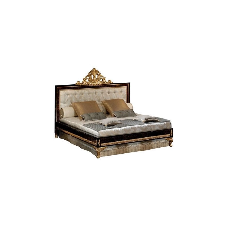 Elegant classic bed Furniture Jepara Elegant classic bed Furniture Jepara