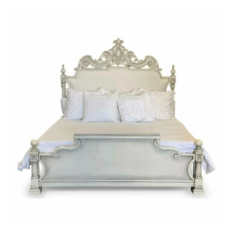 Classic bed for master bedroom Furniture Indonesia