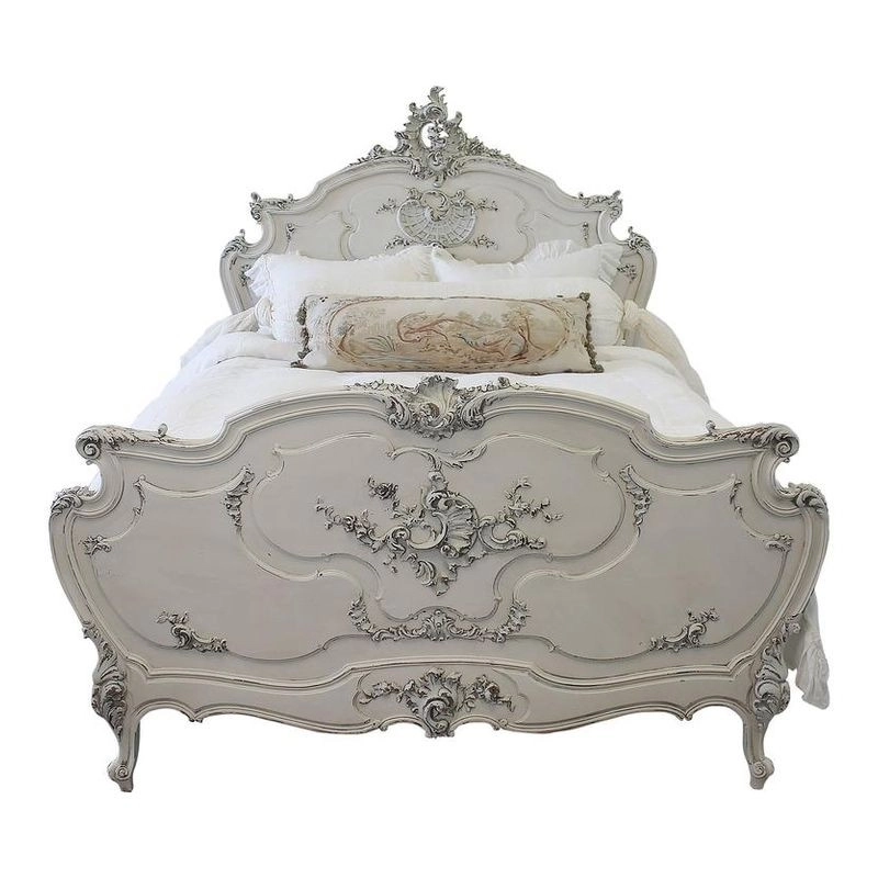 Platform classic bed Furniture Mulyoharjo Platform classic bed Furniture Mulyoharjo