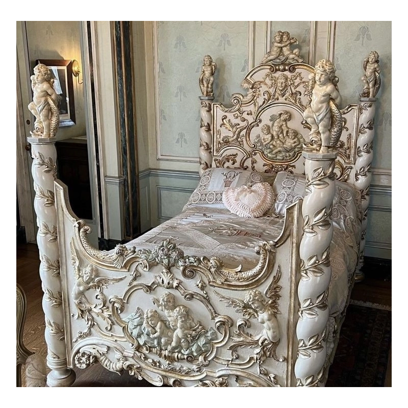 Baroque classic bed Furniture Jepara