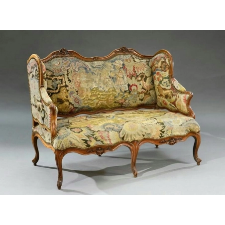 Luxury Hand-Made Sofa Furniture  Exporter