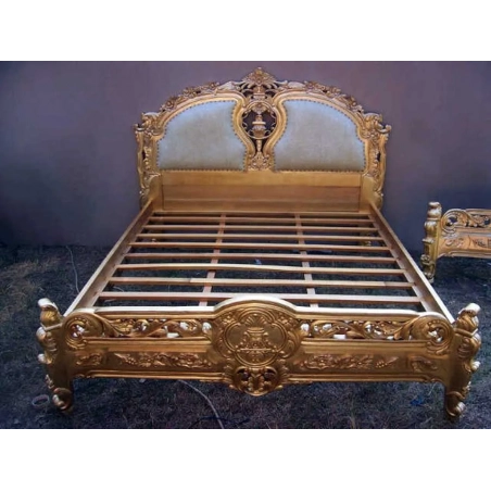 Wooden classic bed Furniture Export