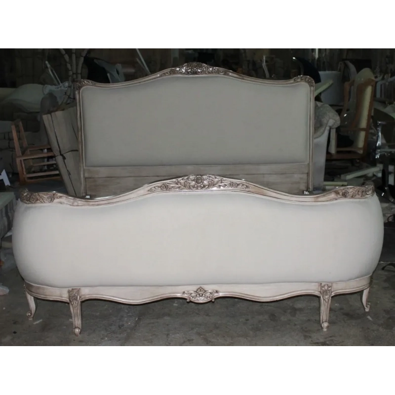 Mahogany wood classic bed Furniture Indonesia
