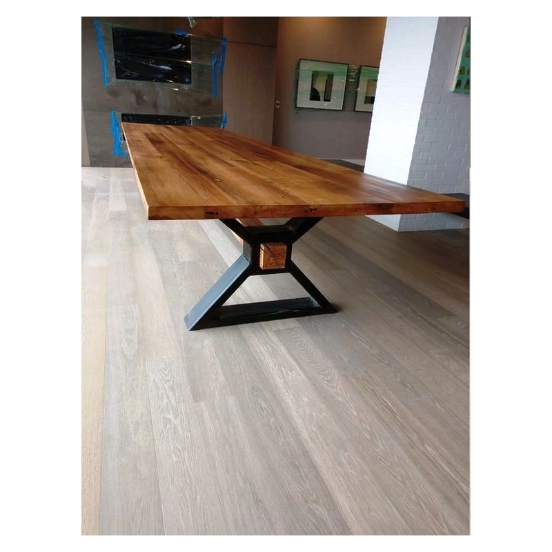 Modern Epoxy Resin Dining Table by Mulyoharjo Modern Epoxy Resin Dining Table by Mulyoharjo