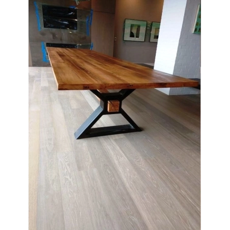 Modern Epoxy Resin Dining Table by Mulyoharjo
