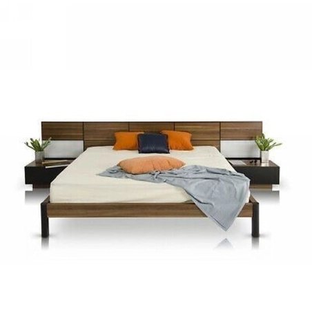 Modern Minimalist Wood Platform Bed with Integrated Nightstands
