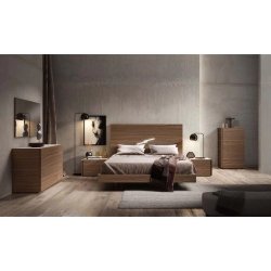 Contemporary Wooden Bedroom Furniture Set with Bed, Dresser, and Nightstands