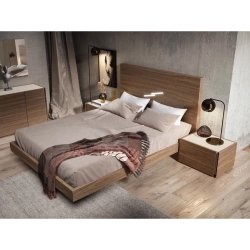 Contemporary Wooden Bedroom Furniture Set with Bed, Dresser, and Nightstands