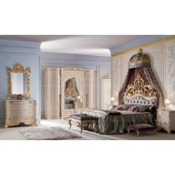 Ornate Gold Carved Canopy Bed Luxurious Classic Bedroom Furniture