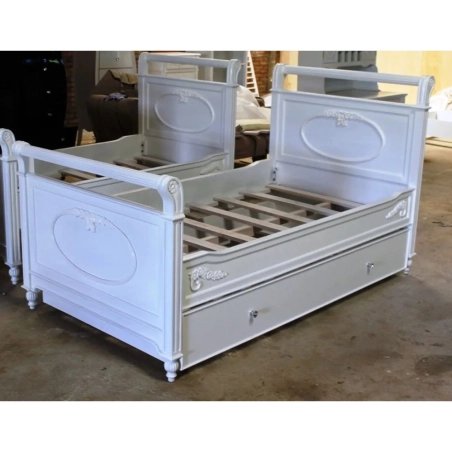 Elegant White Wood Classic Daybed with Trundle Drawer