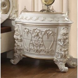 Luxury Baroque Carved King Size Bed with Tufted Upholstery