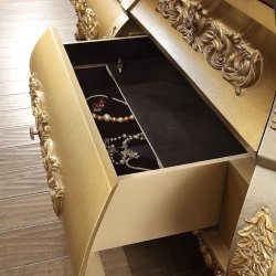 Luxury Gold Ornate Carved Wood Bed Frame Classic Baroque Style